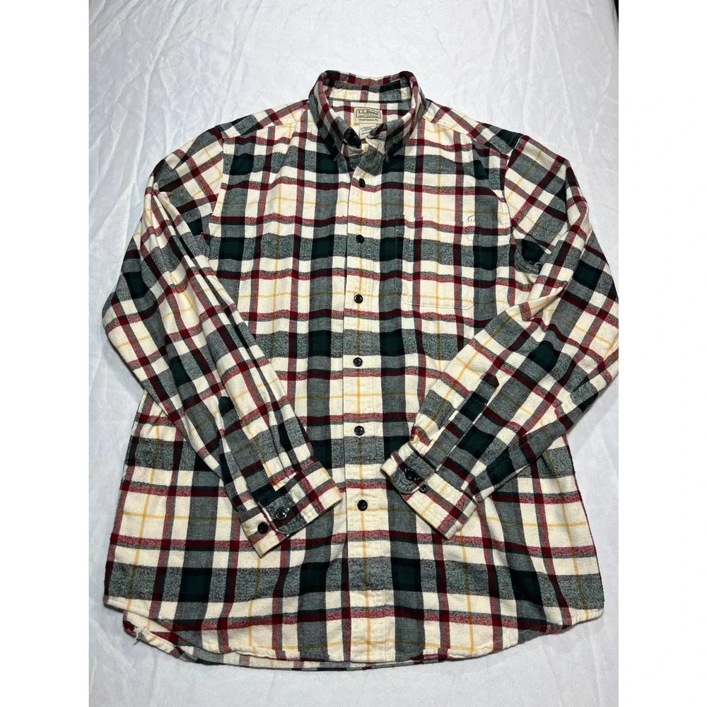 Men’s L.L. Bean flannel button up medium - Picture 1 of 3
